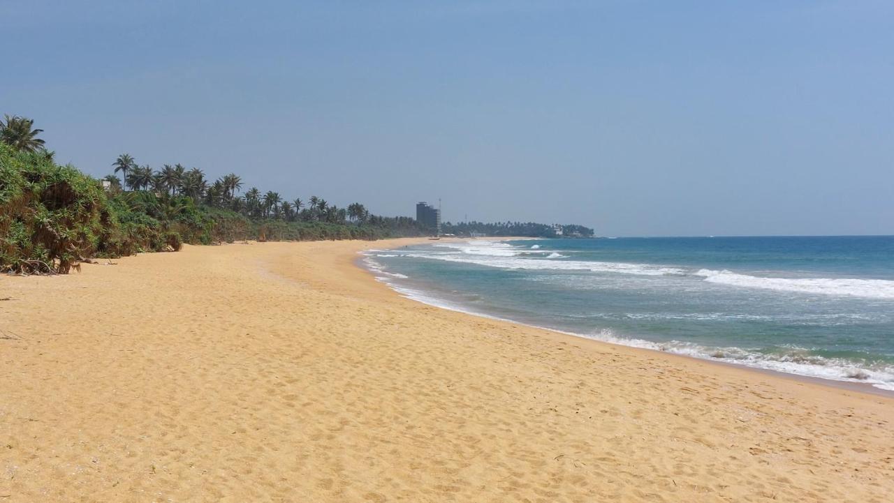 Bandulas Beach House ヒッカドゥワ エクステリア 写真
