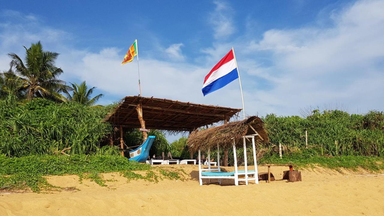 Bandulas Beach House ヒッカドゥワ エクステリア 写真